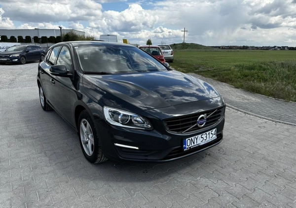 Volvo V60 cena 39999 przebieg: 235000, rok produkcji 2015 z Pajęczno małe 436